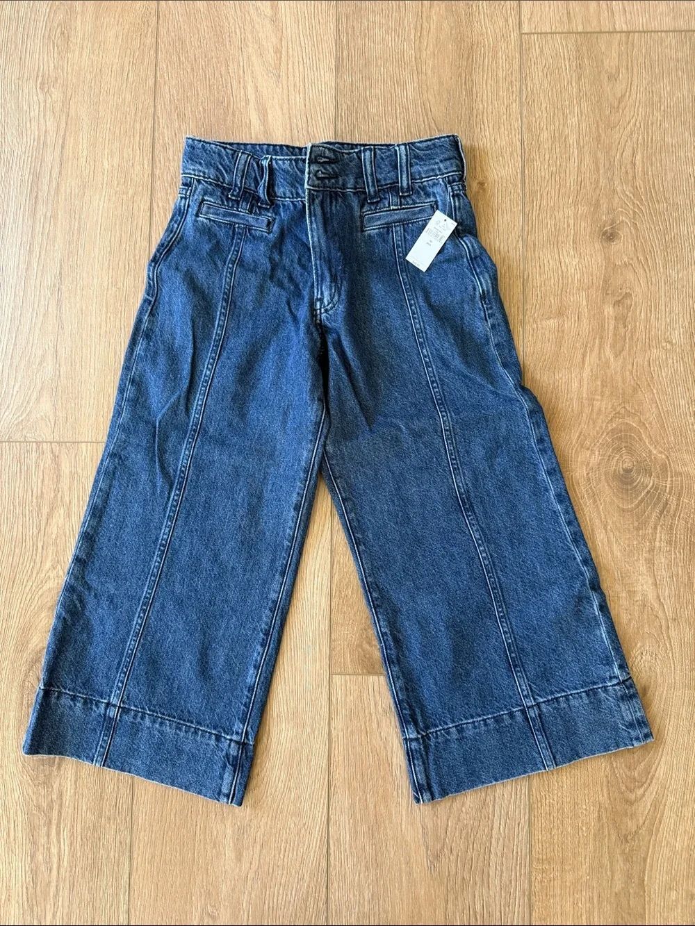GAP: kids Wide Leg Dark Blue high stride ankle jeans size 10 plus- NWT